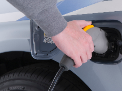 Bornes de recharge et garages à vélos : les spécifications techniques sont fixées