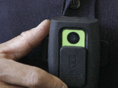 Les policiers municipaux autorisés à porter des caméras-piéton