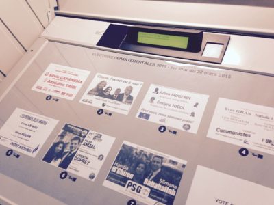 Vote électronique : vers le maintien des machines à voter et du vote par Internet ?